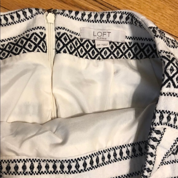 Loft Petite Pencil Skirt - Picture 3 of 3